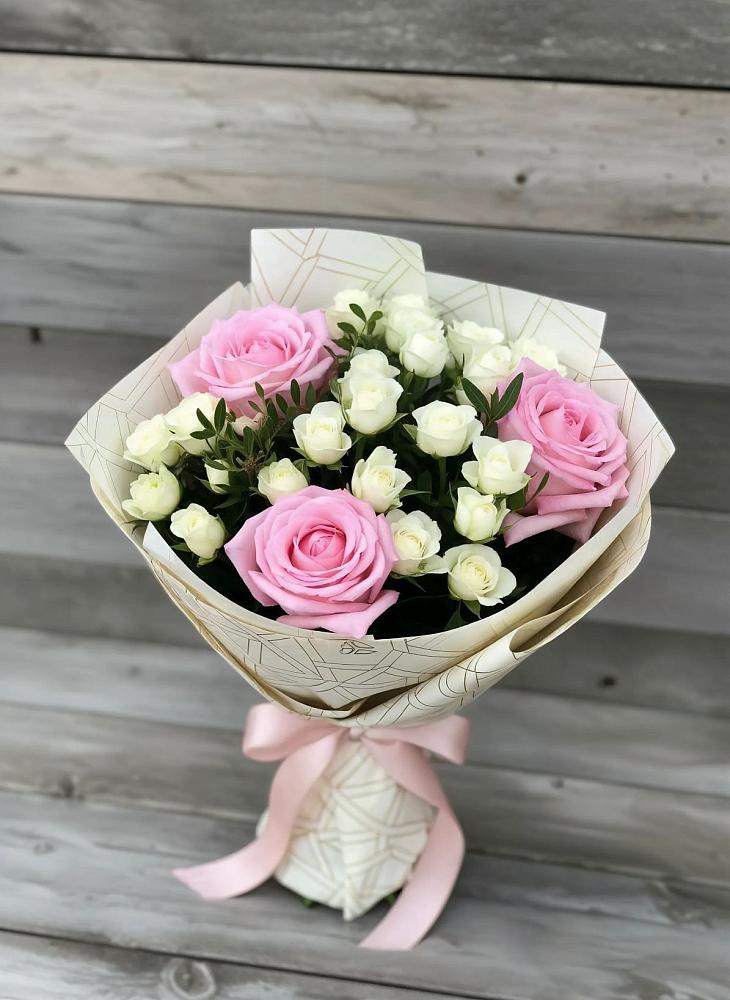 Букет цветов из: Розы в Демидове