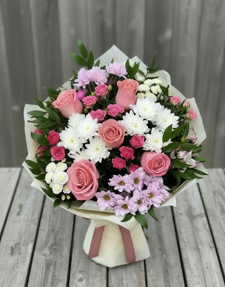 Букет цветов из: Альстромерии, Гвоздики, Розы и Хризантемы в Демидове