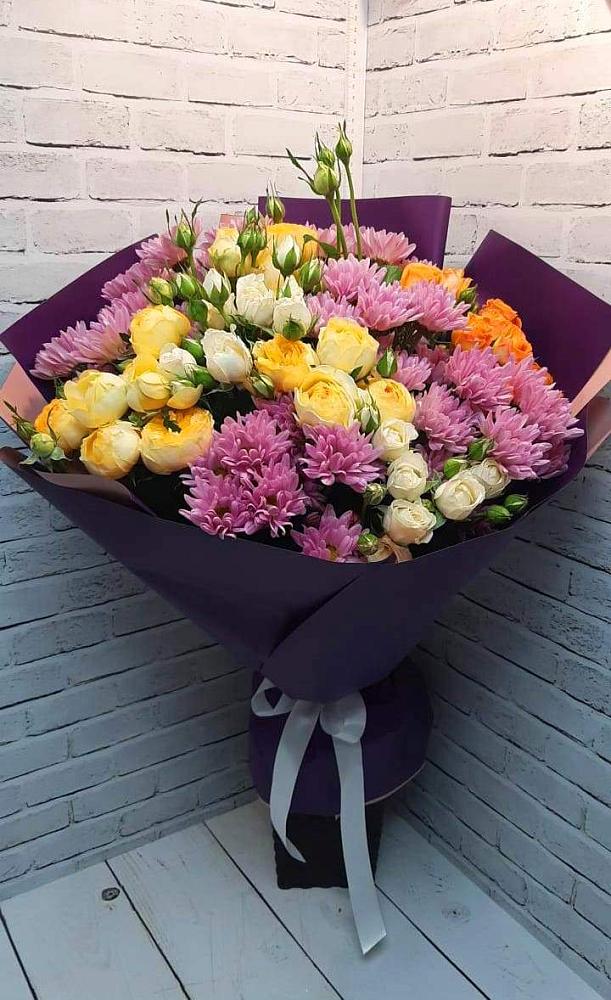 Букет цветов из: Хризантемы и Розы в Демидове