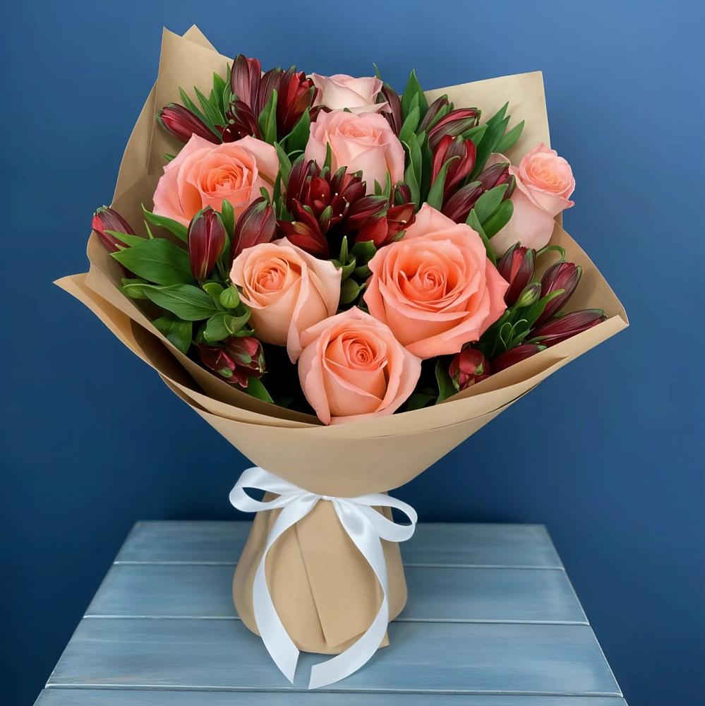 Букет цветов из: Розы и Альстромерии в Демидове