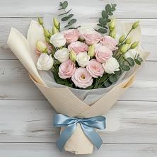 Букет цветов из:  Лизиантусы в Демидове