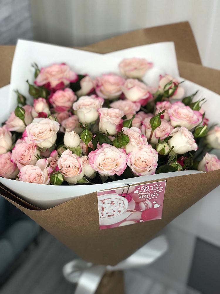 Букет цветов из: Розы в Демидове