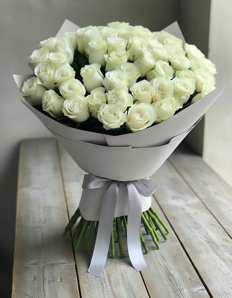 Букет 35 Белых роз в Демидове