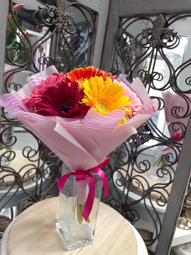 Букет цветов из: Герберы в Демидове