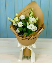 Букет цветов из:  Хризантемы и Лизиантусы #REPLACE_PRED# Демидове