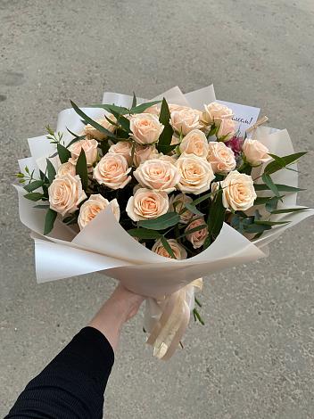 Букет Кремовые розы Латте в Демидове