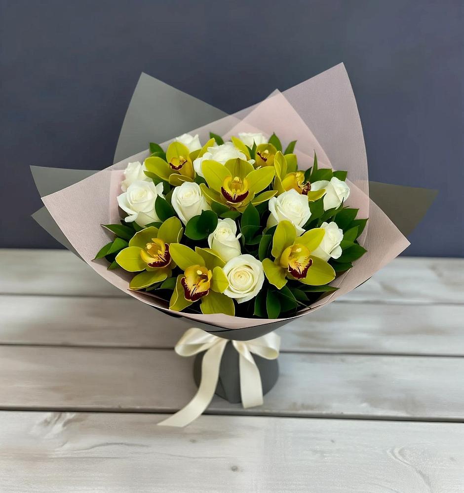 Букет цветов из: Орхидеи и Розы в Демидове